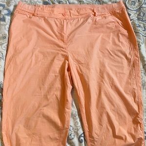 Chicos crop pants like new size 4 (20/22) XXL